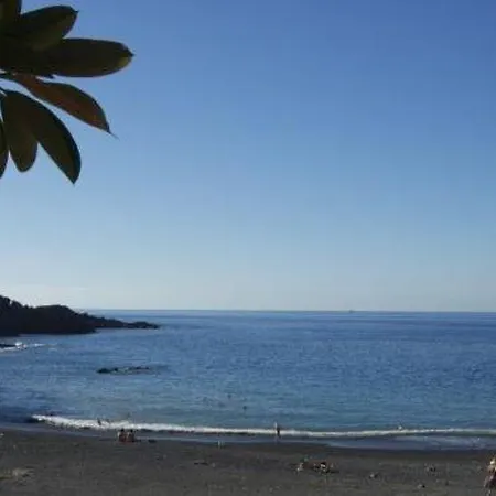 Sleeps 4 Pool Wifi Callao Salvaje